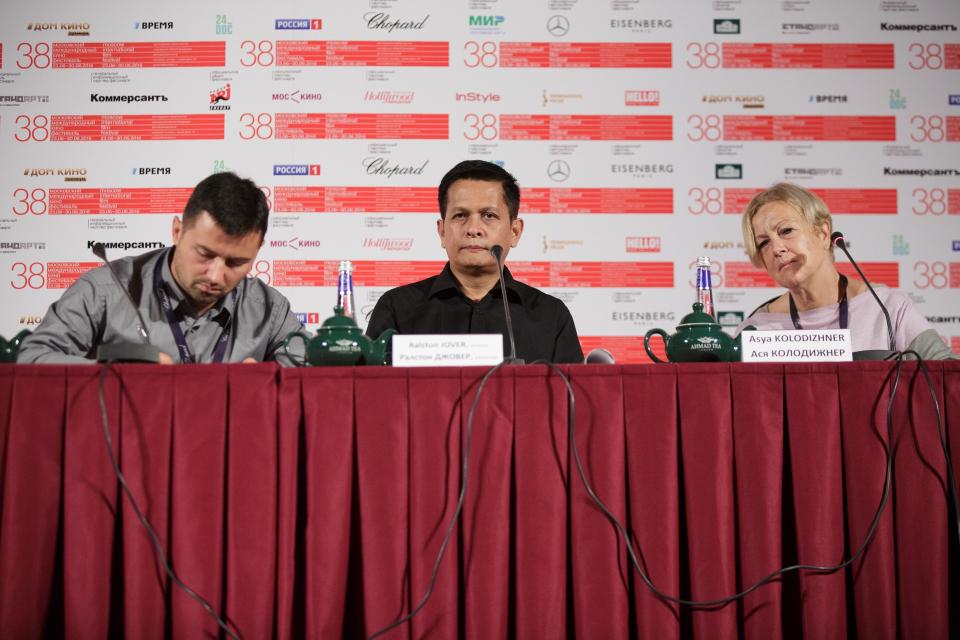 Ралстон Джовер