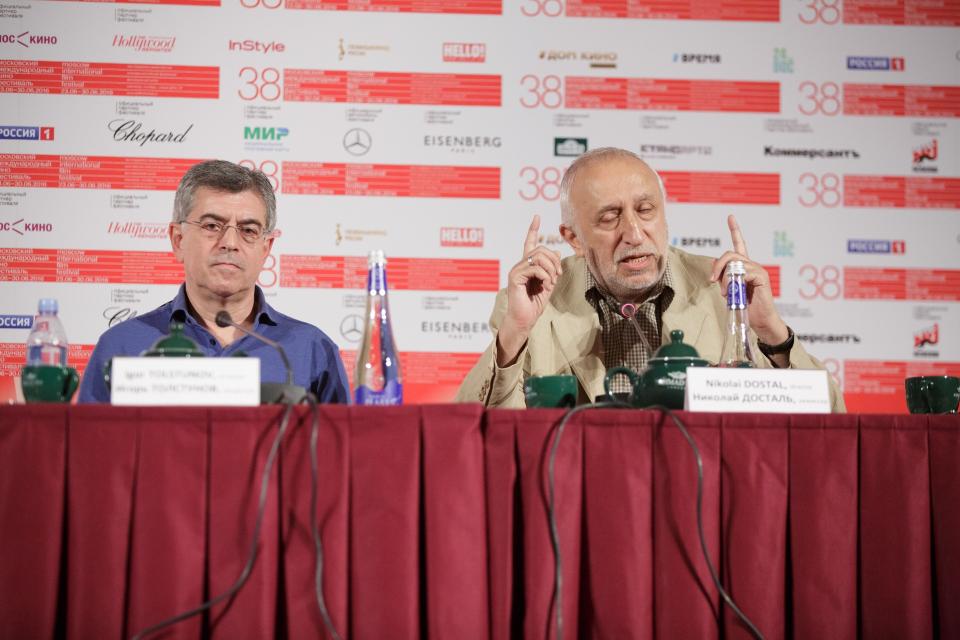 Николай Досталь