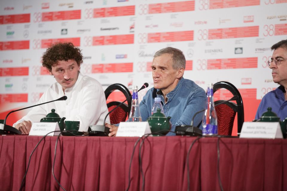 Николай Досталь